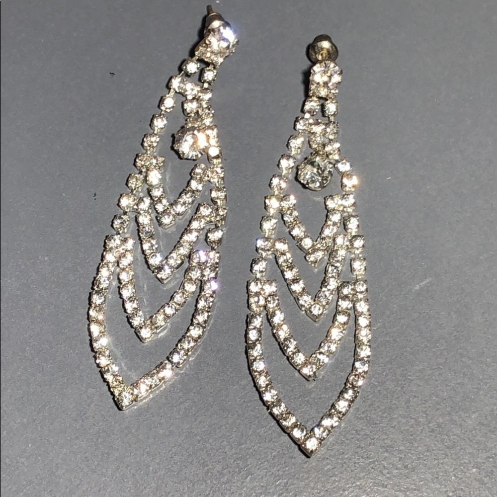 Rhinestone ~ Bridal Fashion Dangle Earrings